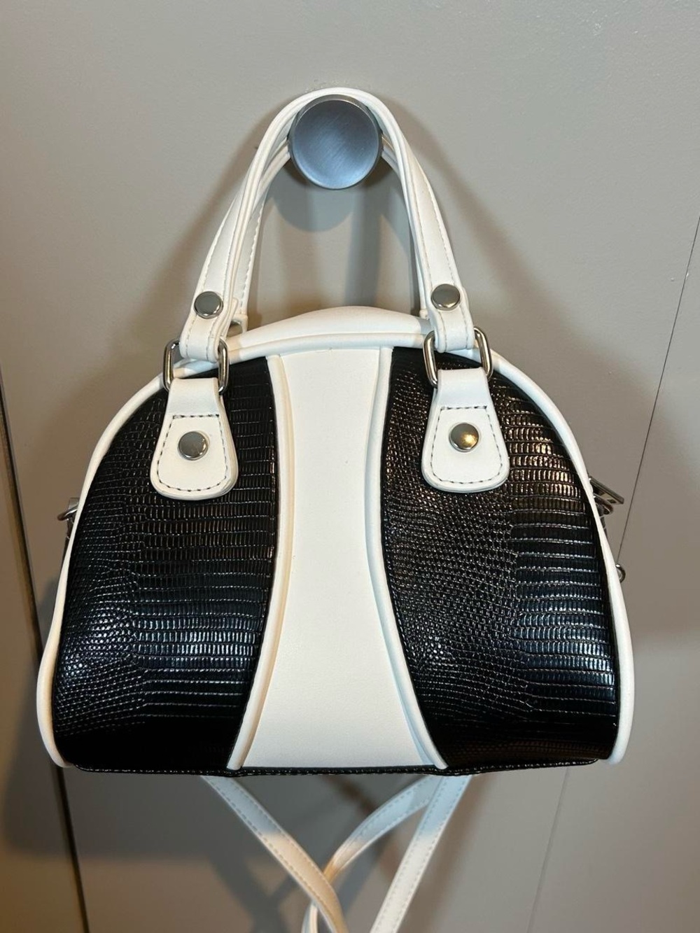 Urban Outfitters White and Black Crocodile-embossed Handbag With Silver Hardware